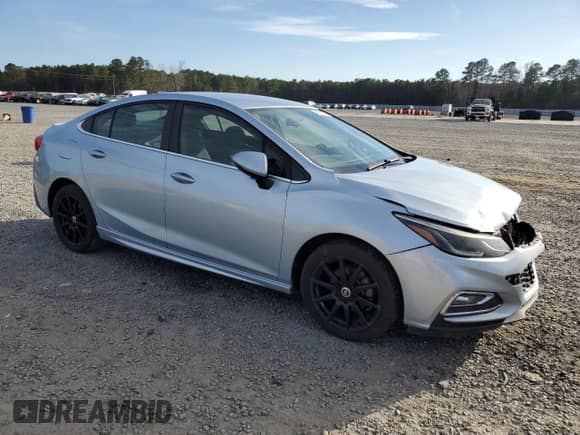 2017 Chevrolet Cruze LT z VIN 1G1BD5SM8H7223795, wystawiony jako Copart lot #42671365 z przebiegiem 134 971 mil mil oraz Szkoda całkowita • Salvage title. Historia ofert i sprzedaży dostępna na DreamBid. Obrazek 4.