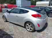 2012 Hyundai Veloster w/Red Int z VIN KMHTC6AD2CU061478, wystawiony jako IAAI lot #43104434 z przebiegiem 216 113 mil mil oraz . Historia ofert i sprzedaży dostępna na DreamBid. Obrazek 3.