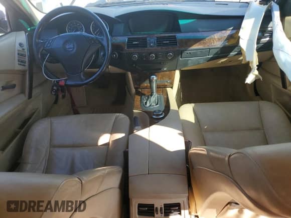 2007 BMW 5 Series 530xi с VIN WBANF73567CU28262, выставлен на аукционе Copart как лот 84720265 с пробегом 201 769 миль миль и Списание • Salvage title. История ставок и продаж доступна на DreamBid. Изображение 8.