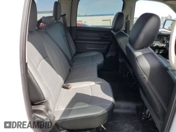 2024 Ram 1500 Express z VIN 1C6RR6KG9RS154502, wystawiony jako Copart lot #49339305 z przebiegiem 5 992 mil mil oraz Szkoda całkowita • Salvage title. Historia ofert i sprzedaży dostępna na DreamBid. Obrazek 10.