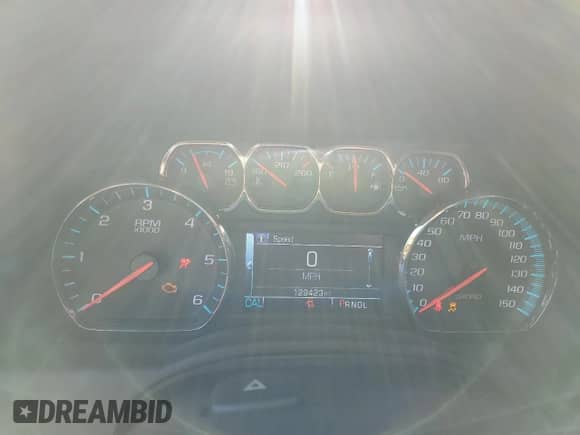 2018 Chevrolet Tahoe with VIN 1GNLCDKC6JR363880, listed as a Copart auction lot 75091854 with 129,423 mi miles and Salvage title. Bid and sale history available at DreamBid. Image 9.