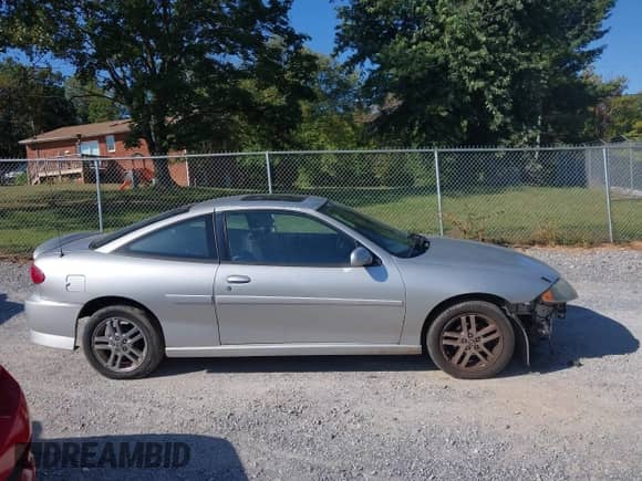 2004 Chevrolet Cavalier LS Sport с VIN 1G1JH12FX47131673, выставлен на аукционе IAAI как лот 43197839 с пробегом 134 887 миль миль и . История ставок и продаж доступна на DreamBid. Изображение 14.
