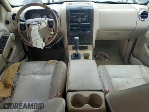 2006 Ford Explorer Limited with VIN 1FMEU65806UA87651, listed as a Copart auction lot 65230315 with 339,379 mi miles and Salvage title. Bid and sale history available at DreamBid. Image 8.