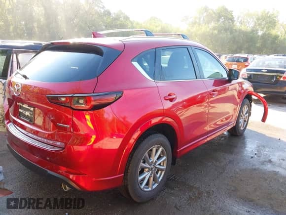 2025 Mazda CX-5 S Carbon Edition с VIN JM3KFBCM5S0689545, выставлен на аукционе IAAI как лот 43328006 с пробегом 1 220 миль миль и . История ставок и продаж доступна на DreamBid. Изображение 4.
