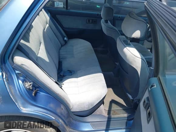 1991 Honda Civic z VIN 1HGED3656ML043956, wystawiony jako IAAI lot #42608632 z przebiegiem 163 524 mil mil oraz . Historia ofert i sprzedaży dostępna na DreamBid. Obrazek 8.