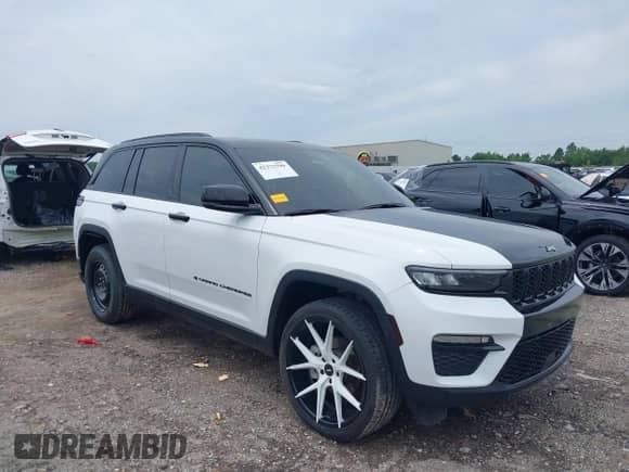 2024 Jeep Grand Cherokee Limited with VIN 1C4RJHBG1RC103761, listed as a IAAI auction lot 42372590 with 10,640 mi miles and . Bid and sale history available at DreamBid. Image 1.