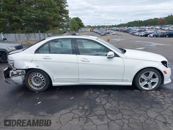 2010 Mercedes-Benz C 300 Sport with VIN WDDGF8BB3AR125040, listed as a IAAI auction lot 43392392 with 135,072 mi miles and . Bid and sale history available at DreamBid. Image 14.