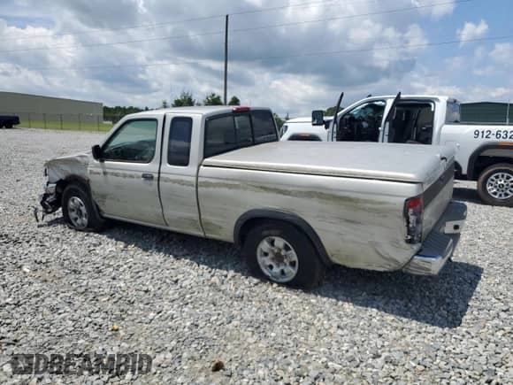 1998 Nissan Frontier XE с VIN 1N6DD26S3WC350155, выставлен на аукционе Copart как лот 68954435 с пробегом 174 073 миль миль и Списание • Salvage title. История ставок и продаж доступна на DreamBid. Изображение 2.