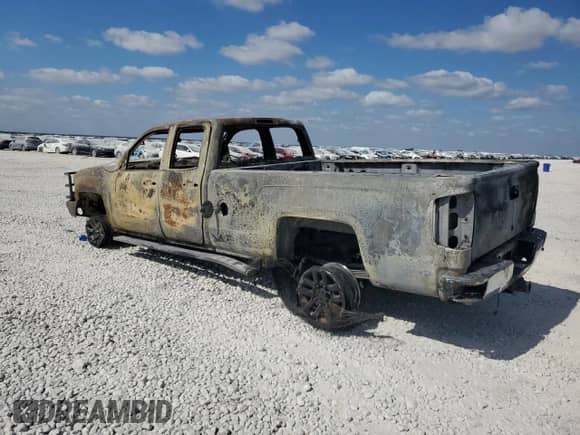 2017 Chevrolet Silverado 3500 с VIN 1GB5K0CY2HZ297088, выставлен на аукционе Copart как лот 76767274 с пробегом Не указан миль и На запчасти • Non repairable. История ставок и продаж доступна на DreamBid. Изображение 2.