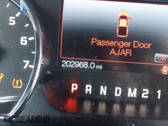 2013 Ford F-150 Lariat with VIN 1FTFW1ET0DKG07088, listed as a IAAI auction lot 42671190 with 202,968 mi miles and . Bid and sale history available at DreamBid. Image 15.