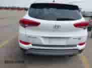 2016 Hyundai Tucson Sport z VIN KM8J3CA21GU253307, wystawiony jako IAAI lot #41998390 z przebiegiem 114 977 mil mil oraz . Historia ofert i sprzedaży dostępna na DreamBid. Obrazek 16.