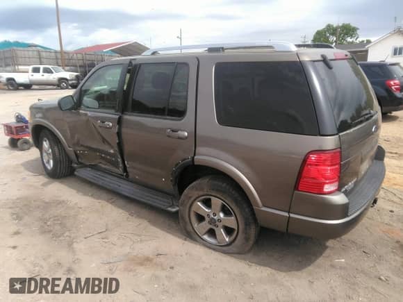 2003 Ford Explorer with VIN 1FMZU65K43UA92733, listed as a IAAI auction lot 42093512 with 201,805 mi miles and . Bid and sale history available at DreamBid. Image 3.