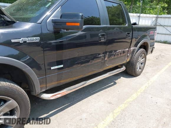 2013 Ford F-150 XL with VIN 1FTFW1ET6DFC56180, listed as a IAAI auction lot 42456802 with 188,020 mi miles and . Bid and sale history available at DreamBid. Image 6.