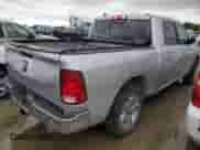 2019 Ram 1500 SLT z VIN 1C6RR7LTXKS592226, wystawiony jako Copart lot #57880815 z przebiegiem 157 879 mil mil oraz Szkoda całkowita • Salvage title. Historia ofert i sprzedaży dostępna na DreamBid. Obrazek 3.