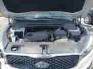 2016 Kia Sorento EX z VIN 5XYPHDA10GG016872, wystawiony jako IAAI lot #42479799 z przebiegiem 153 553 mil mil oraz . Historia ofert i sprzedaży dostępna na DreamBid. Obrazek 10.