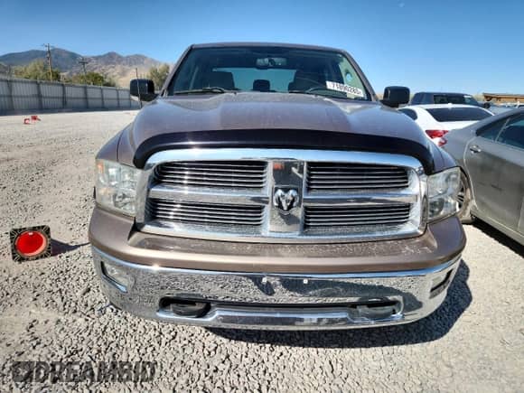 2009 Dodge 1500 Sport with VIN 1D3HV13T69S813335, listed as a Copart auction lot 71890285 with 211,999 mi miles and Salvage title. Bid and sale history available at DreamBid. Image 5.