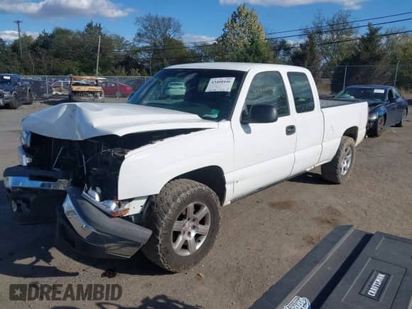 2006 Chevrolet Silverado 1500 LT1 с VIN 1GCEK19B56Z236478, выставлен на аукционе IAAI как лот 43400446 с пробегом 186 364 миль миль и . История ставок и продаж доступна на DreamBid. Изображение 2.