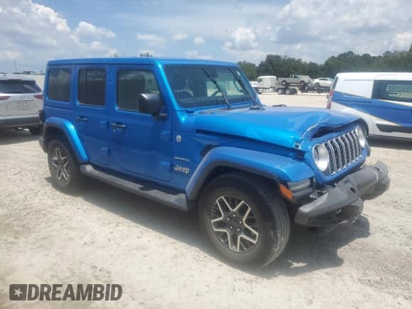 2024 Jeep Wrangler Sahara с VIN 1C4PJXEN9RW113061, выставлен на аукционе Copart как лот 66618365 с пробегом 18 911 миль миль и Списание • Salvage title. История ставок и продаж доступна на DreamBid. Изображение 4.