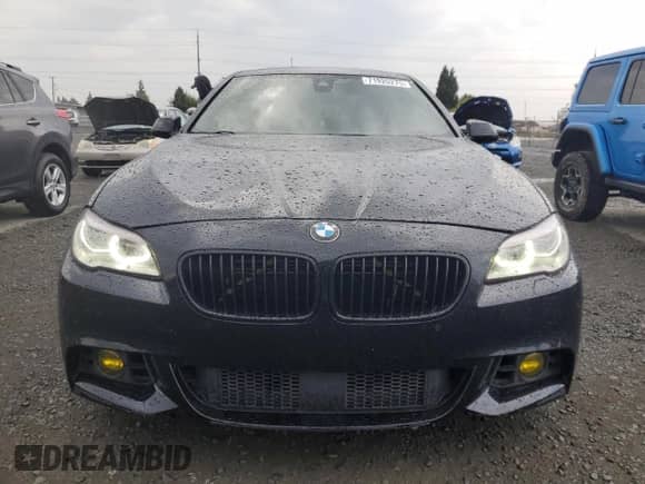 2014 BMW 5 Series 550i xDrive z VIN WBAKP9C55ED692348, wystawiony jako Copart lot #71920275 z przebiegiem 130 700 mil mil oraz Szkoda całkowita • Salvage title. Historia ofert i sprzedaży dostępna na DreamBid. Obrazek 5.