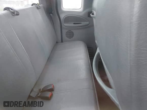 2002 Dodge 2500 с VIN 3B7KF23692M227481, выставлен на аукционе IAAI как лот 42528349 с пробегом Не указан миль и . История ставок и продаж доступна на DreamBid. Изображение 8.