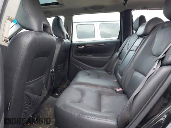 2005 Volvo XC70 with VIN YV1SZ592451197220, listed as a IAAI auction lot 42085477 with 197,060 mi miles and . Bid and sale history available at DreamBid. Image 8.