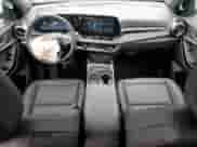 2025 Chevrolet Equinox AWD LT z VIN 3GNAXPEG5SL223811, wystawiony jako Copart lot #52098745 z przebiegiem 3 207 mil mil oraz Czysty tytuł • Clean title. Historia ofert i sprzedaży dostępna na DreamBid. Obrazek 8.