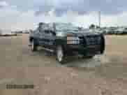 2011 Chevrolet Silverado 2500HD LTZ z VIN 1GC1KYC83BF215855, wystawiony jako Copart lot #68913305 z przebiegiem 213 230 mil mil oraz Szkoda całkowita • Salvage title. Historia ofert i sprzedaży dostępna na DreamBid. Obrazek 13.