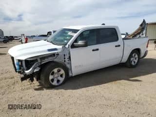 2025 Ram 1500 Lone Star z VIN 1C6RRFFG7SN524179, wystawiony jako Copart lot #43855585 z przebiegiem 4 761 mil mil oraz Szkoda całkowita • Salvage title. Historia ofert i sprzedaży dostępna na DreamBid. Obrazek 1.