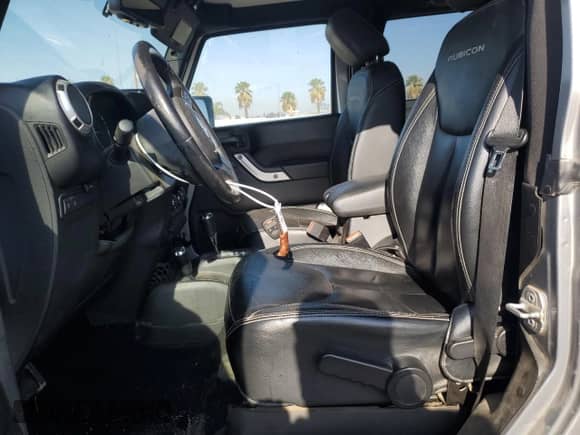 2014 Jeep Wrangler Rubicon with VIN 1C4BJWCG7EL206665, listed as a Copart auction lot 86903384 with 413,442 mi miles and Salvage title. Bid and sale history available at DreamBid. Image 7.