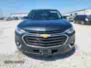 2020 Chevrolet Traverse LT Cloth z VIN 1GNERGKW1LJ228519, wystawiony jako Copart lot #80440645 z przebiegiem 128 089 mil mil oraz Czysty tytuł • Clean title. Historia ofert i sprzedaży dostępna na DreamBid. Obrazek 5.