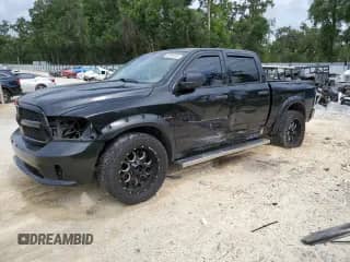 2017 Ram 1500 Express z VIN 1C6RR6KT6HS818041, wystawiony jako Copart lot #59395055 z przebiegiem 149 721 mil mil oraz Szkoda całkowita • Salvage title. Historia ofert i sprzedaży dostępna na DreamBid. Obrazek 1.