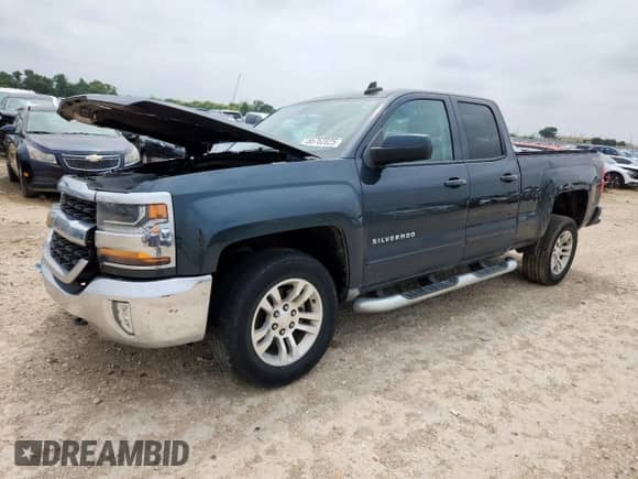 2017 Chevrolet Silverado 1500 LT with VIN 1GCVKREH5HZ341923, listed as a Copart auction lot 66762825 with 141,902 mi miles and Salvage title. Bid and sale history available at DreamBid. Image 1.