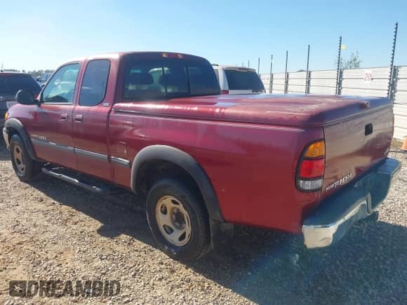 2002 Toyota Tundra SR5 with VIN 5TBRT34142S278086, listed as a IAAI auction lot 43433691 with 209,357 mi miles and . Bid and sale history available at DreamBid. Image 3.