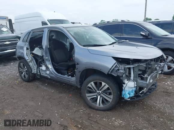 2021 Mitsubishi Outlander ES z VIN JA4ARUAU9MU032344, wystawiony jako IAAI lot #42243380 z przebiegiem 67 896 mil mil oraz . Historia ofert i sprzedaży dostępna na DreamBid. Obrazek 1.