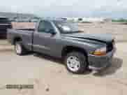 2003 Dodge Dakota с VIN 1D7FL36N13S264980, выставлен на аукционе IAAI как лот 42113283 с пробегом 219 046 миль миль и . История ставок и продаж доступна на DreamBid. Изображение 1.