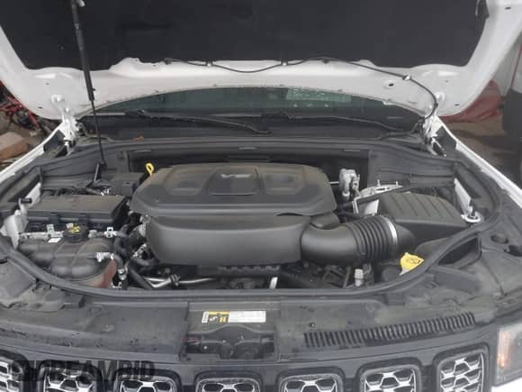 2018 Jeep Grand Cherokee Laredo с VIN 1C4RJFAG3JC499542, выставлен на аукционе IAAI как лот 41963731 с пробегом 92 791 миль миль и . История ставок и продаж доступна на DreamBid. Изображение 10.