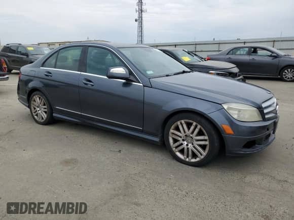 2008 Mercedes-Benz C 300 Sport с VIN WDDGF81X68F137529, выставлен на аукционе Copart как лот 81413415 с пробегом 229 408 миль миль и Чистый • Clean title. История ставок и продаж доступна на DreamBid. Изображение 4.