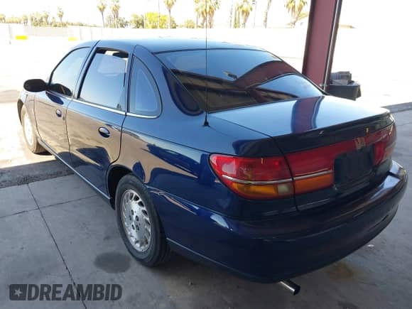 2001 Saturn LS with VIN 1G8JU54F81Y586576, listed as a IAAI auction lot 42911285 with 346,305 mi miles and . Bid and sale history available at DreamBid. Image 3.