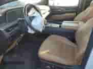 2022 Cadillac Escalade Premium Luxury с VIN 1GYS4BKL6NR153415, выставлен на аукционе Copart как лот 73532174 с пробегом 70 148 миль миль и Списание • Salvage title. История ставок и продаж доступна на DreamBid. Изображение 7.