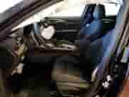 2024 Dodge Hornet R/T z VIN ZACPDFCW4R3A33362, wystawiony jako Copart lot #52563764 z przebiegiem Nie podano mil oraz Czysty tytuł • Clean title. Historia ofert i sprzedaży dostępna na DreamBid. Obrazek 7.