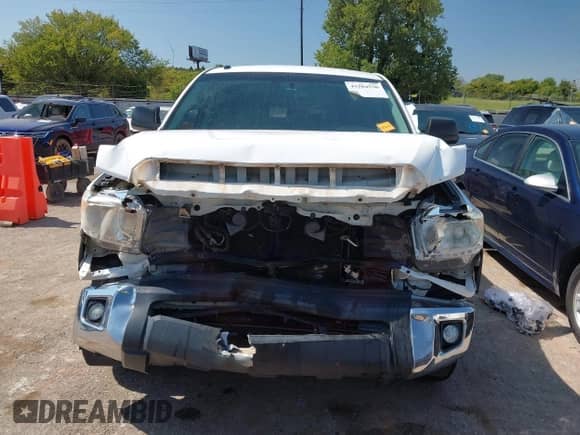 2016 Toyota Tundra SR5 with VIN 5TFEW5F14GX198245, listed as a IAAI auction lot 43204530 with 107,555 mi miles and . Bid and sale history available at DreamBid. Image 13.