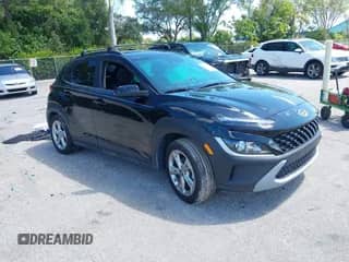 2022 Hyundai Kona SEL с VIN KM8K62ABXNU917770, выставлен на аукционе IAAI как лот 43049568 с пробегом 49 348 миль миль и . История ставок и продаж доступна на DreamBid. Изображение 1.