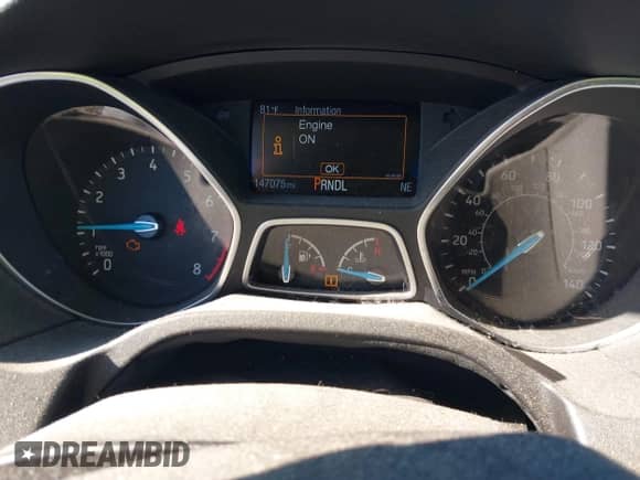 2015 Ford Focus SE z VIN 1FADP3K27FL307174, wystawiony jako IAAI lot #43348790 z przebiegiem 147 075 mil mil oraz . Historia ofert i sprzedaży dostępna na DreamBid. Obrazek 7.