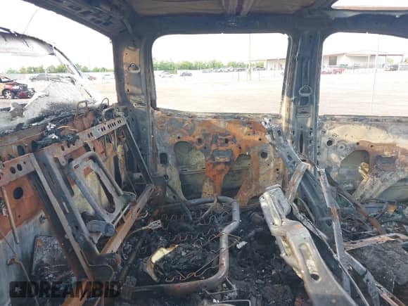 2017 Chevrolet Silverado 2500HD LTZ with VIN 1GC1KWEG0HF152764, listed as a IAAI auction lot 43071783 with Not provided miles and . Bid and sale history available at DreamBid. Image 8.