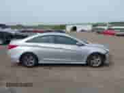 2014 Hyundai Sonata GLS z VIN 5NPEB4AC9EH836741, wystawiony jako IAAI lot #43344889 z przebiegiem 102 655 mil mil oraz . Historia ofert i sprzedaży dostępna na DreamBid. Obrazek 13.