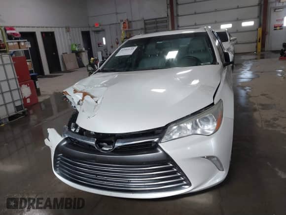 2016 Toyota Camry XLE с VIN 4T1BF1FK1GU601082, выставлен на аукционе IAAI как лот 41593120 с пробегом 229 889 миль миль и . История ставок и продаж доступна на DreamBid. Изображение 12.