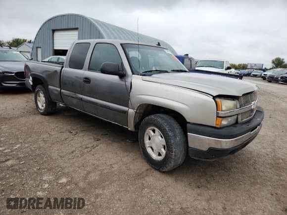 2006 GMC Sierra 1500 SLE2 z VIN 1GTEK19Z76Z130711, wystawiony jako Copart lot #82642185 z przebiegiem Nie podano mil oraz Czysty tytuł • Clean title. Historia ofert i sprzedaży dostępna na DreamBid. Obrazek 4.