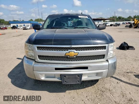 2012 Chevrolet Silverado 1500 LS z VIN 3GCPCREA1CG248592, wystawiony jako Copart lot #71743905 z przebiegiem 220 764 mil mil oraz Szkoda całkowita • Salvage title. Historia ofert i sprzedaży dostępna na DreamBid. Obrazek 5.