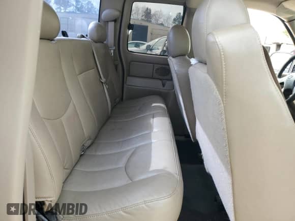 2007 Chevrolet Silverado 1500 Work Truck с VIN 1GCEC19X87Z176044, выставлен на аукционе Copart как лот 47560255 с пробегом 203 853 миль миль и Списание • Salvage title. История ставок и продаж доступна на DreamBid. Изображение 10.
