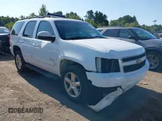 2013 Chevrolet Tahoe LT с VIN 1GNSKBE01DR167578, выставлен на аукционе IAAI как лот 43160382 с пробегом 207 479 миль миль и . История ставок и продаж доступна на DreamBid. Изображение 1.